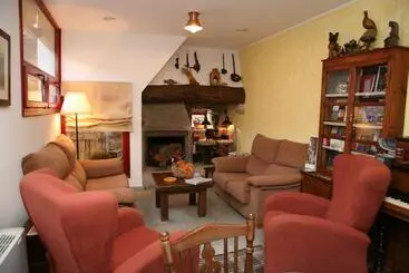 بيت ريفى Posada Real La Mula De Los Arribes