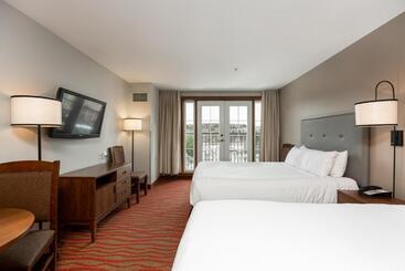 Hotel La Tour Des Voyageurs Ii