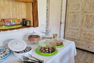 ベッドアンドブレックファースト Lu Antu Alloggi Agrituristici