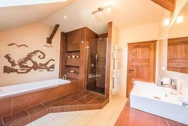 Majatalo Penzion U Lišky