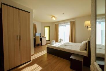 Pensão Royal Paradise Beach