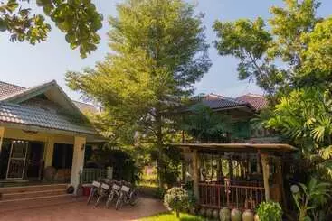 Plus Hostel Ayutthaya
