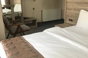 בית מלון כפרי Elite My Garden