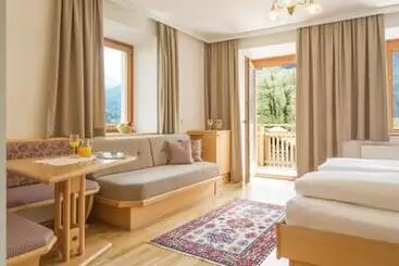 호텔 Ferienhof Neusacher Moser