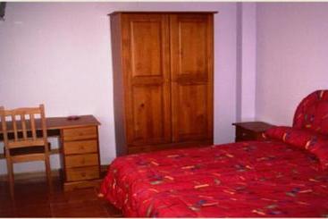 فندق Hostal Donaire