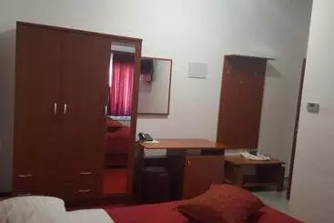 ホテル Mirni Kutak