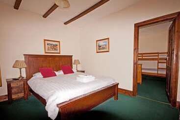 Отель White Hart