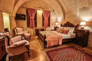 Hotel Cappadocia Eagle Cave Inn