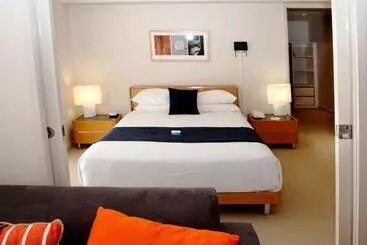 Отель Scarborough Beach Resort Brisbane