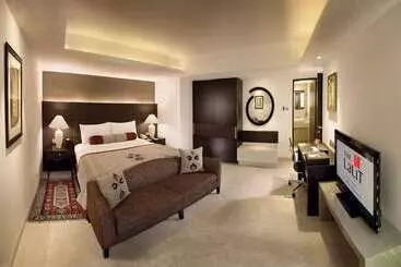 ホテル The Lalit New Delhi