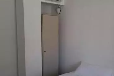 Hotel Pansiones Rosaline