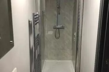 ペンション Room In House   Private En Suite Room In Town, Close To Hospital