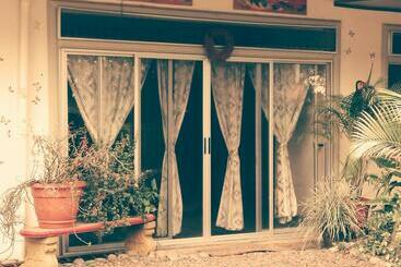 بنسيون Room In Bb Top Of The Mountain, New American Owned Gated Apart Hotel Bnb Modern Facility