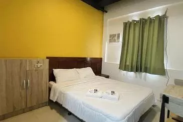 Hotelli The Colonial Residences - Angeles