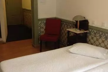 Отель New Aljubarrota Guest House