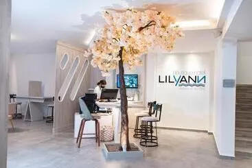 Acrotel Lilyann Boutique
