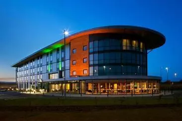 호텔 Holiday Inn Salisbury   Stonehenge, An Ihg