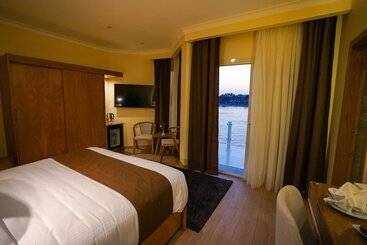 Obelisk Nile Hotel Aswan