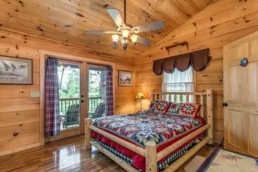 Mökkimajoitus Dogwood Cabin Cozy Mtn Retreat Near Blue Ridge