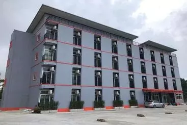 Hotel The Hope Apartment By Zuzu