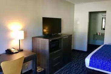 Motelli Travelodge Inn & Suites By Wyndham Missoula University Park