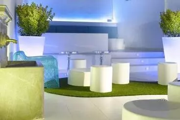 מלון דירות Marquis Portago