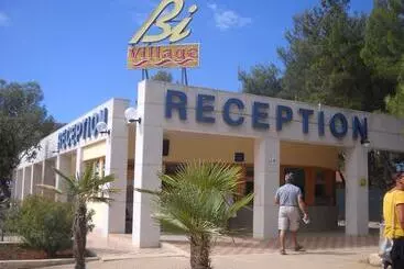 Hotel Happy Camp Mobile Homes In Centro Vacanze Bi Village