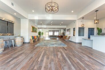 בית מלון כפרי The Lodge Lake Chelan