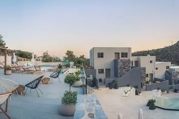 هتل آپارتمان Pignolia Suites   Adults Only