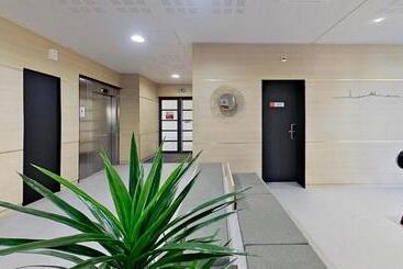 Hotel Paris Saintmaurice