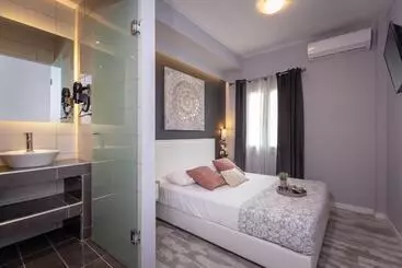 Hôtel Ionian City