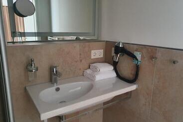 Hospedaria Schierlinger Bräustüberl