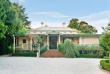 Bed & Breakfast Burnbank