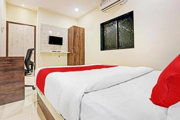 Hotel Oyo 80764 Tawakkal Guest House