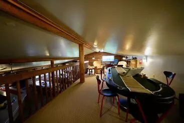 Flat Fish Lodge B&b And Event Center