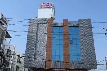 Auberge Pradeep Star Inn