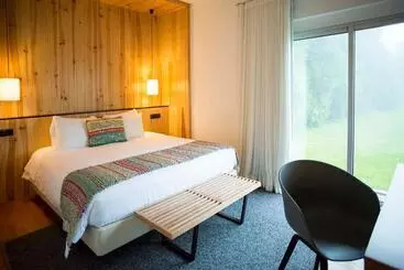 ビラホテル Furnas Lake Forest Living