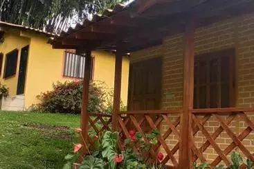 ベッドアンドブレックファースト Alojamiento Campestre Cabañas Mirador Ingrumá Riosucio Caldas