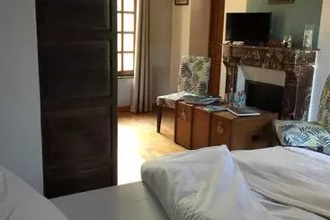 Aamiaismajoitus (B&B) Le Moulin Régnelot Chambre D Hôtes