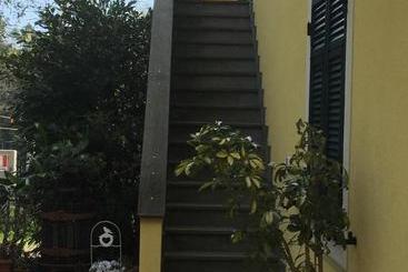 تختخواب و صبحانه Le Fiabe