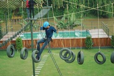 Nsk Anamthara Resort Private Limited