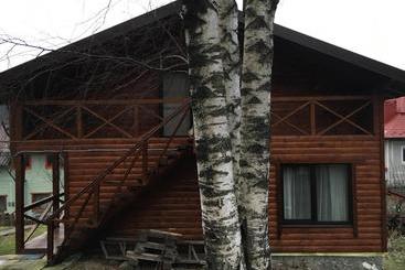 Pensiune три берези