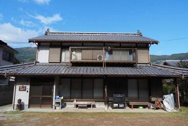 膳宿费 四国旅行のhub拠点 古民家ゲストハウス Heso Camp