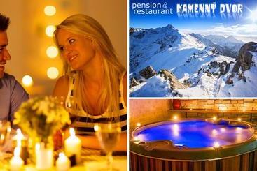 פנסיון Penziã³n Kamennã½ Dvor