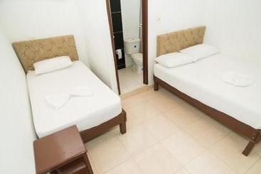 Pension (Hôtel basse catégorie) Clau