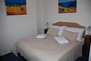 בית מלון כפרי U Růže