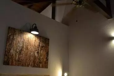 アパートホテル Mavras Tas Odalar