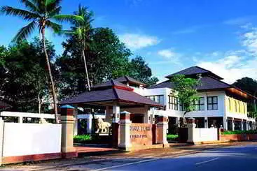 Chang Buri Resort & Spa