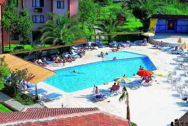 בית מלון כפרי Süral Garden