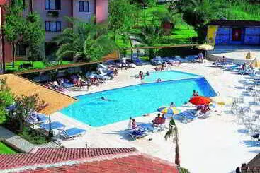 בית מלון כפרי Süral Garden